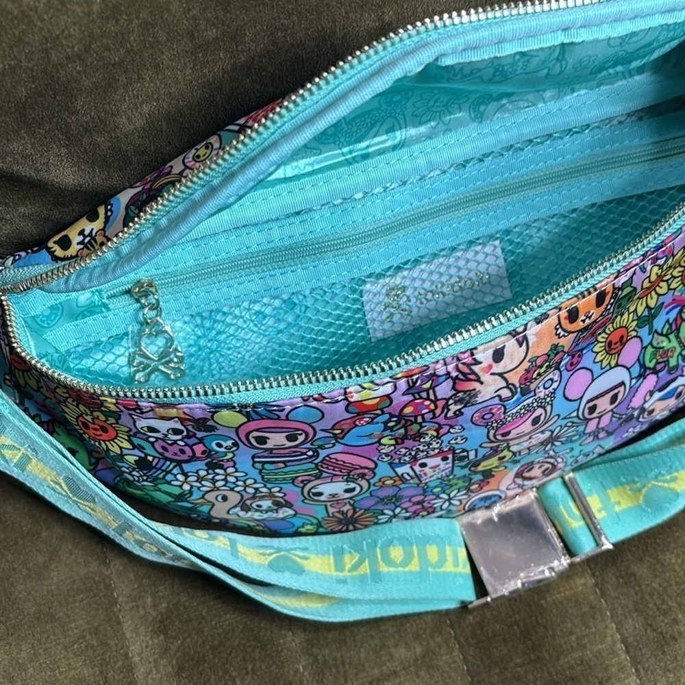 Tokidoki Flower Power Sling Bag New with tags - Picture 8 of 15